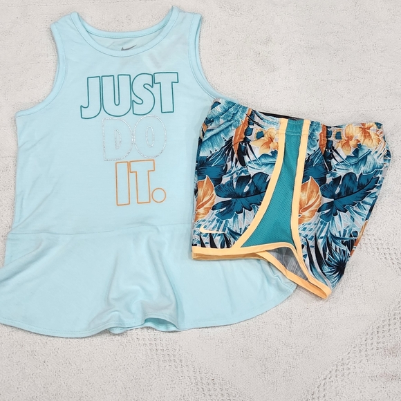 🆕️ Nike Tank & Shorts